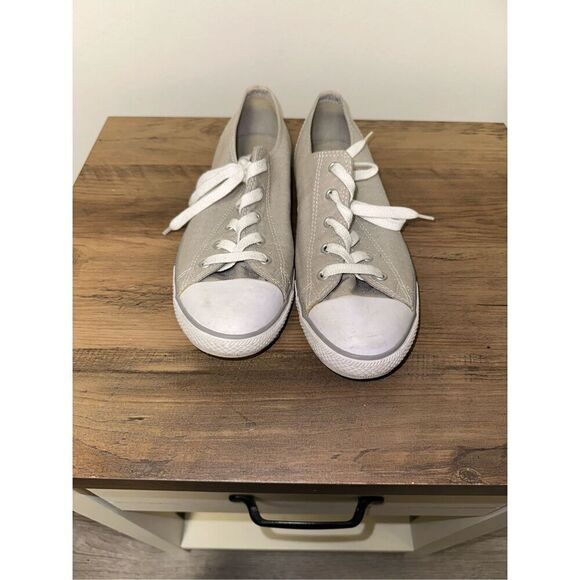 Women's Converse All Star Low Top Sneaker Light Grey Textured, Size 10 - Picture 1 of 6